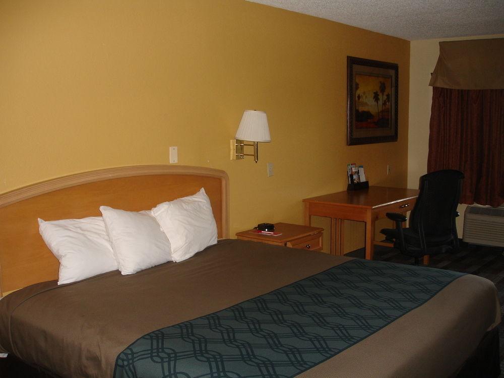 Jax Airport Hotel Джэксонвиль Экстерьер фото